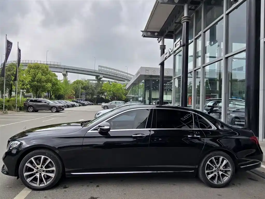 Mercedes-Benz E-Class E 2020 E 260 L