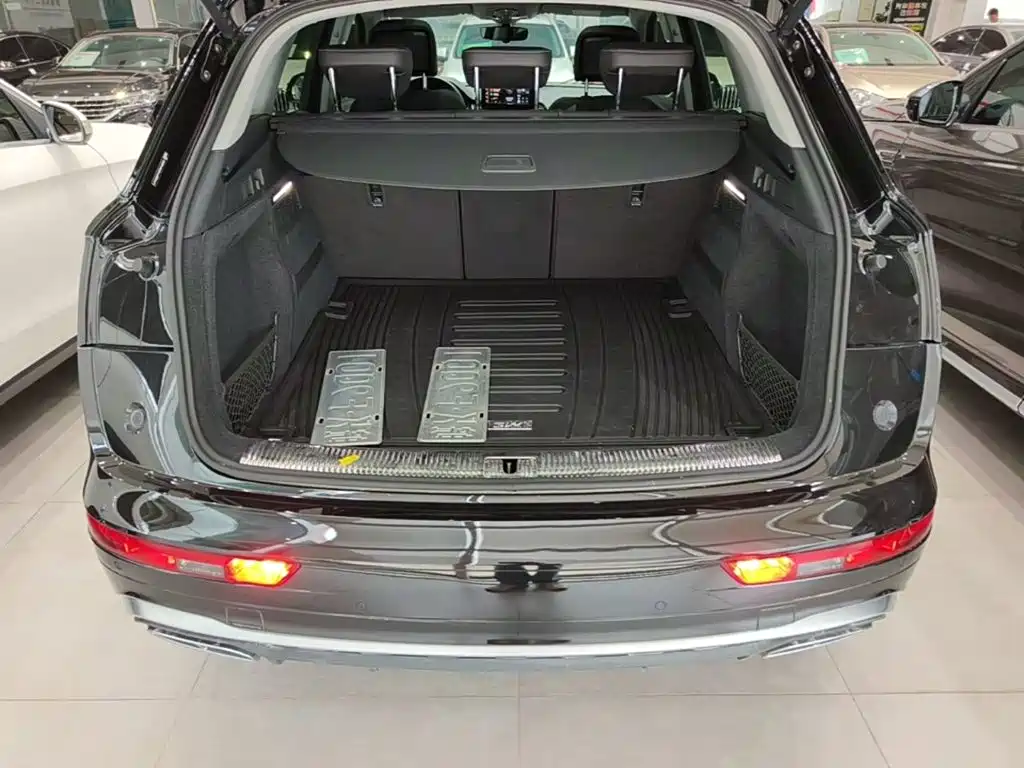 Audi Q5L — миниатюра 19