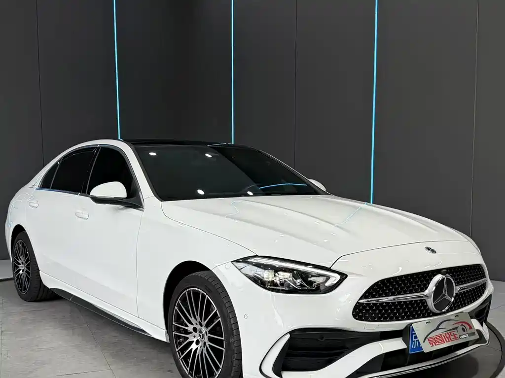 Mercedes-Benz C-Class — миниатюра 3