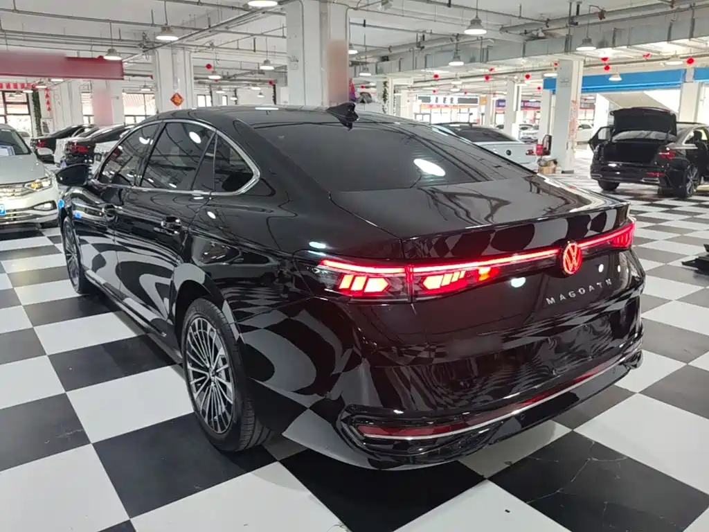 Volkswagen Magotan 2024 380TSI DSG Luxury