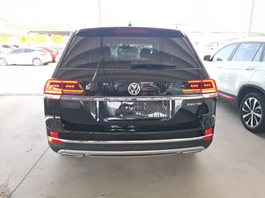 Volkswagen Teramont — миниатюра 6