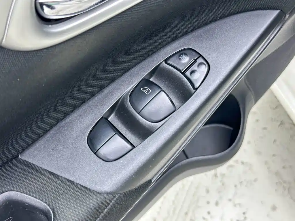 Nissan Sylphy — миниатюра 16
