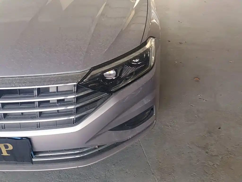 Volkswagen Sagitar — миниатюра 24