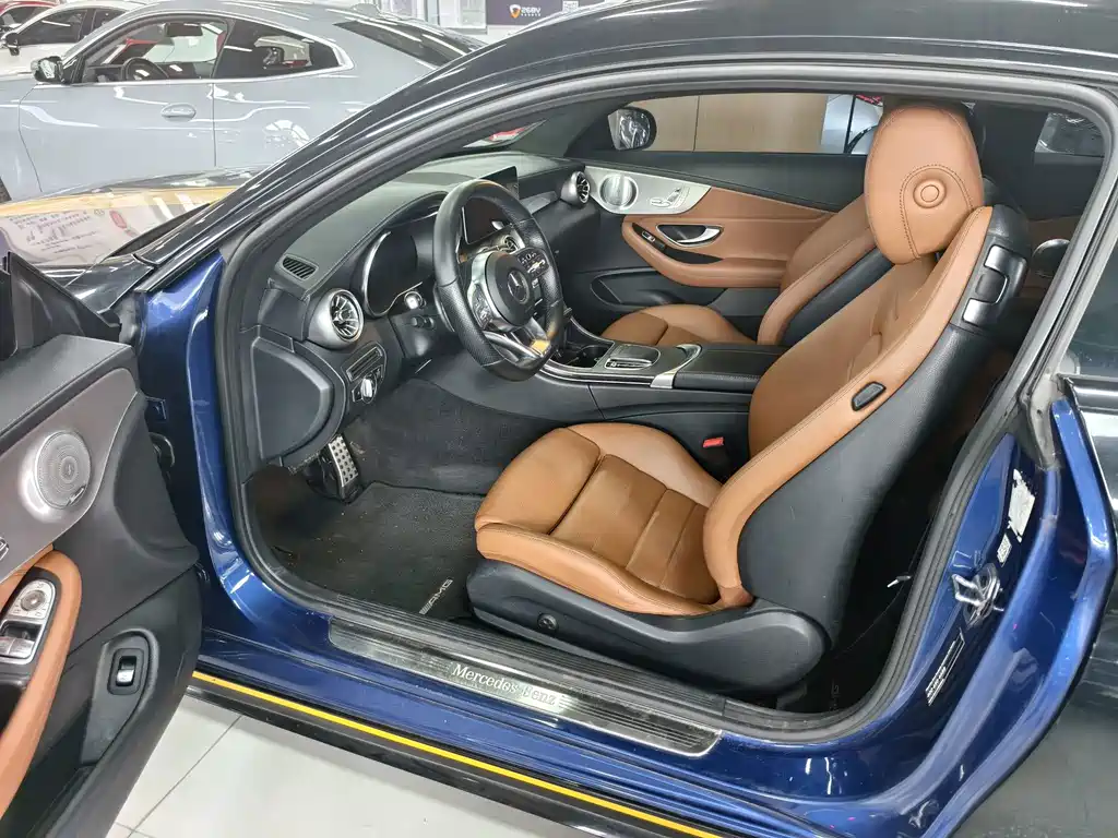 Mercedes-Benz C-Class (Import) — миниатюра 4