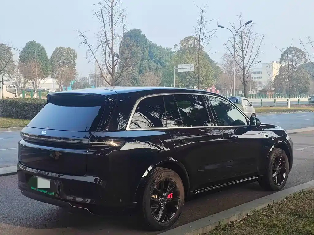 Li Auto L8 2023 Pro