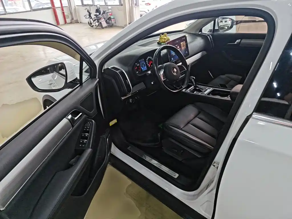 BYD Tang — миниатюра 16