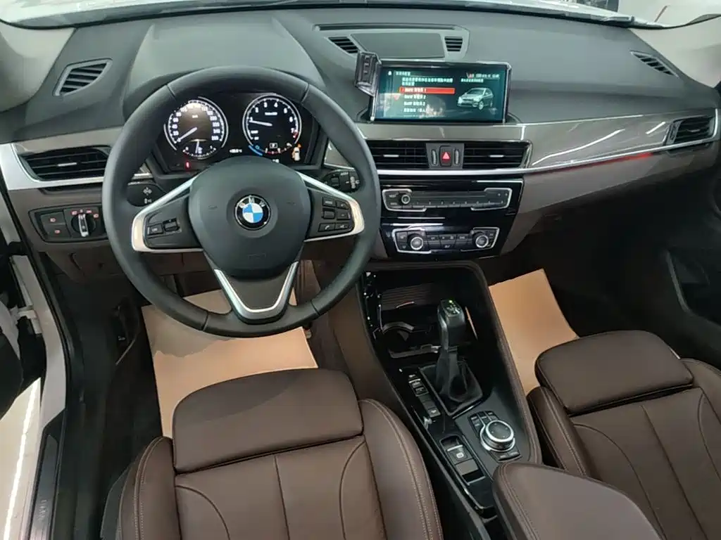 BMW X1 — миниатюра 10