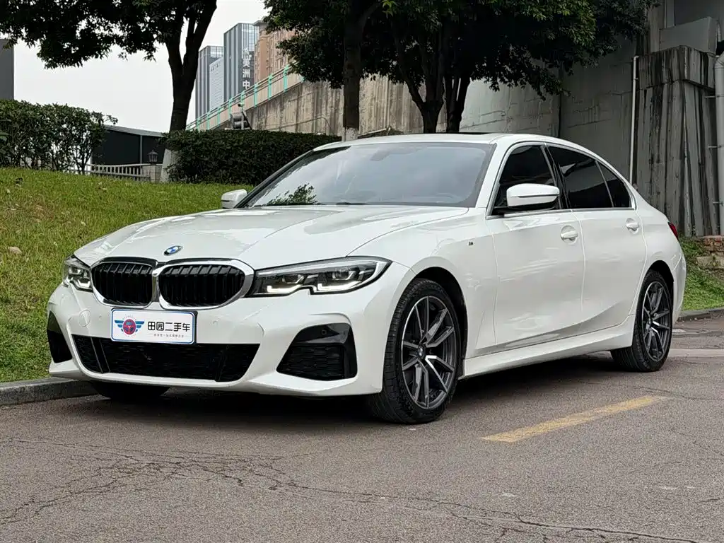 BMW 3 Series 2021
