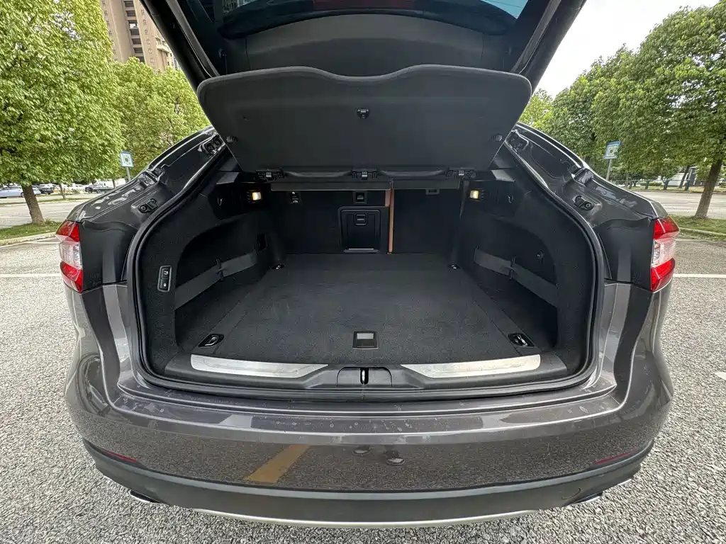 Maserati Levante — миниатюра 15