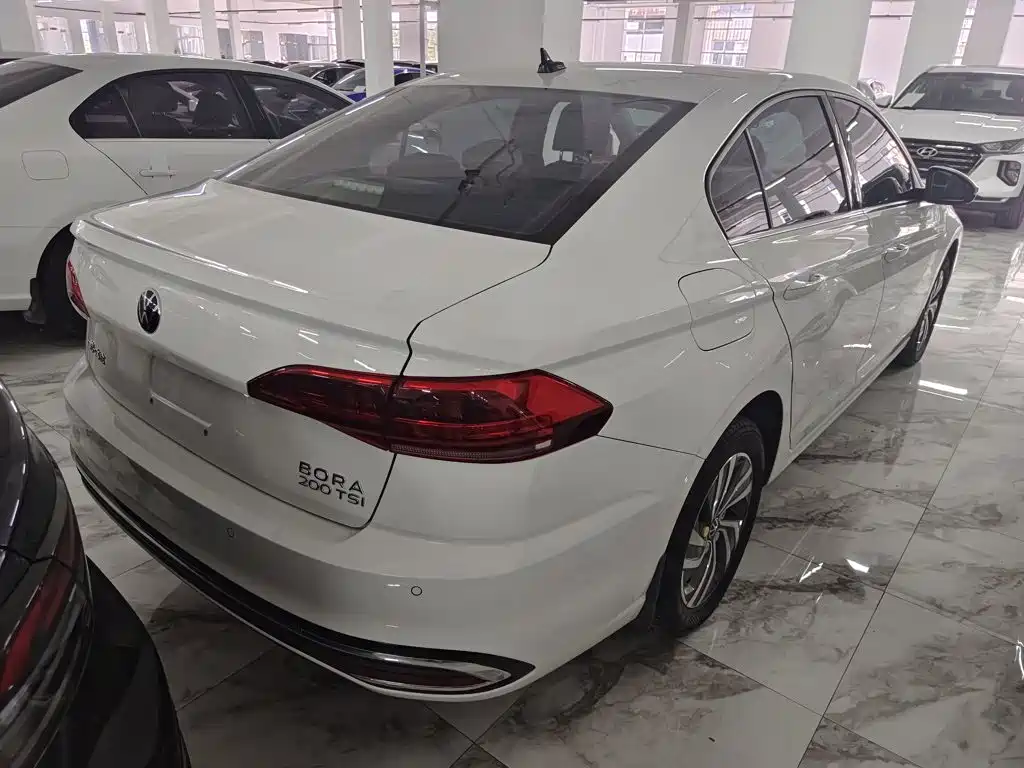 Volkswagen Bora — миниатюра 6