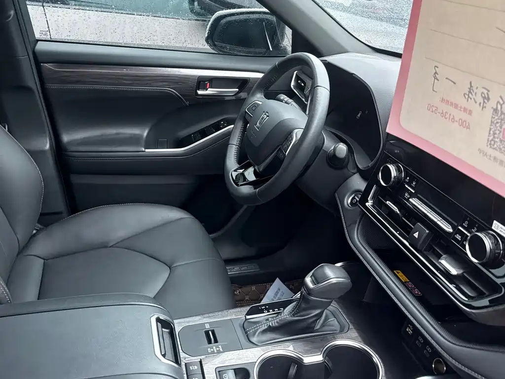 Toyota Crown Kluger — миниатюра 4