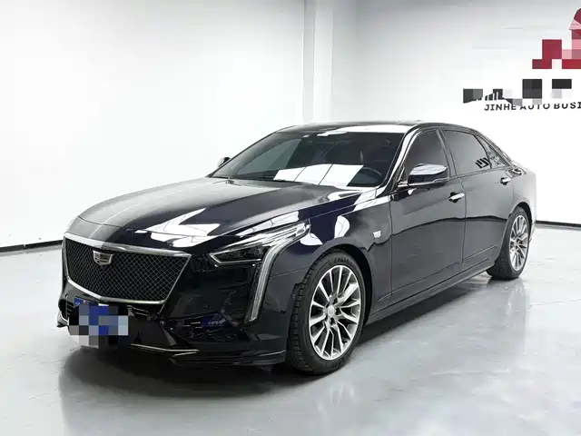 CADILLAC CT6