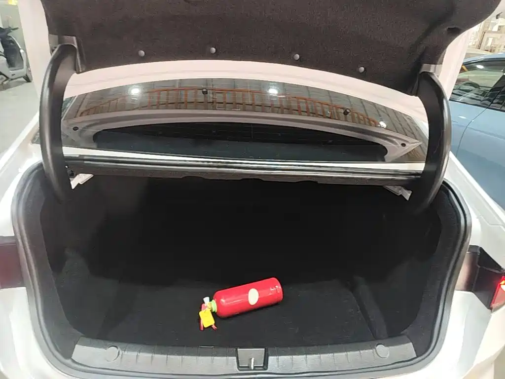 BYD Qin PLUS — миниатюра 19