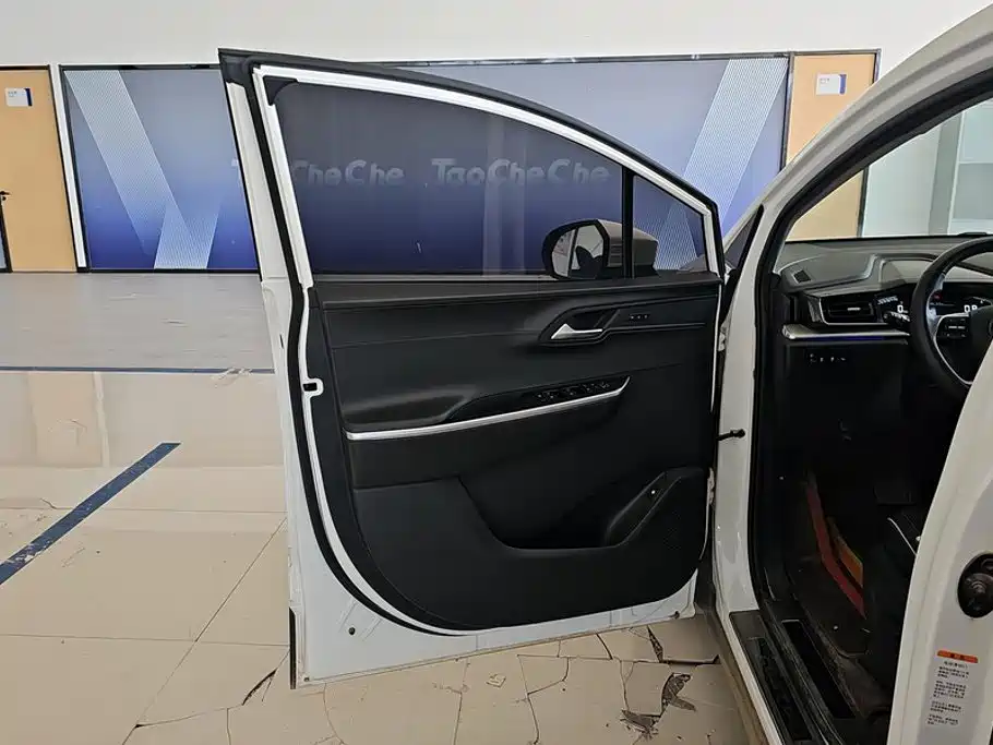 Hyundai Custo — миниатюра 7