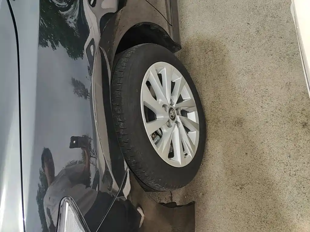 Toyota Camry — миниатюра 23