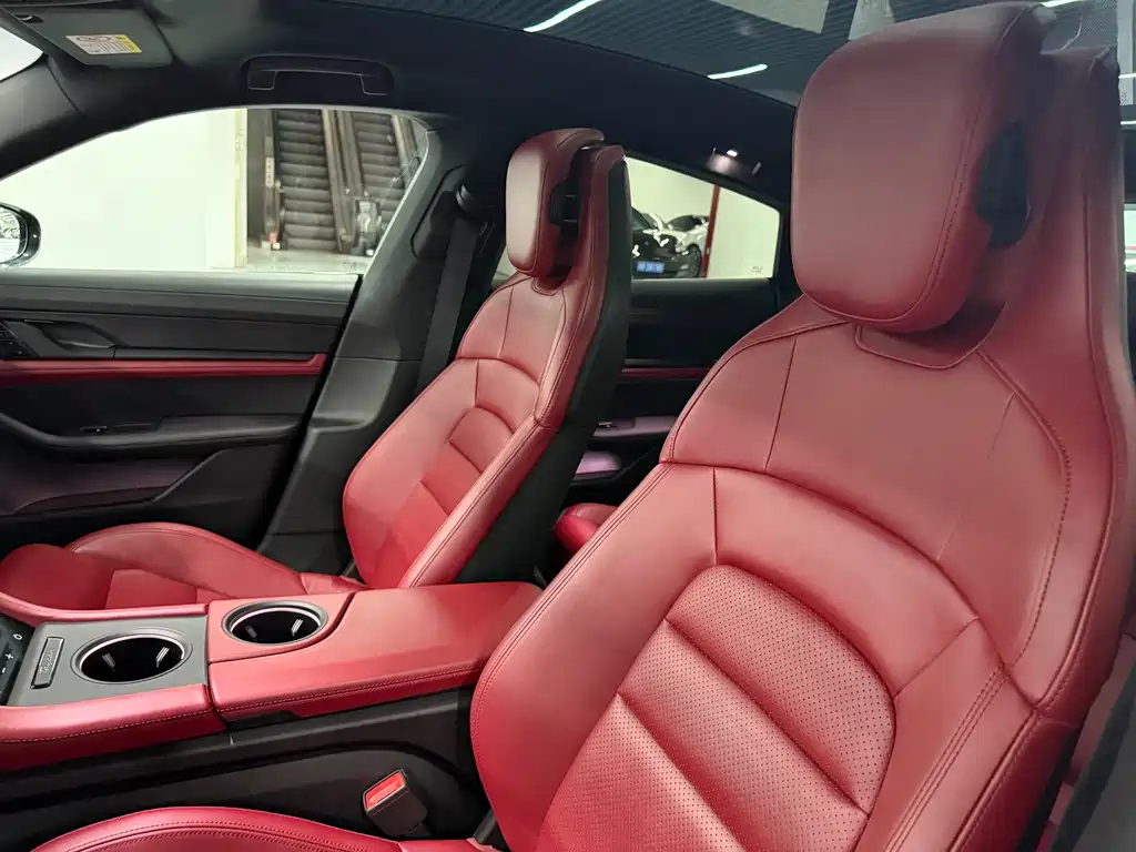 Porsche Taycan — миниатюра 10
