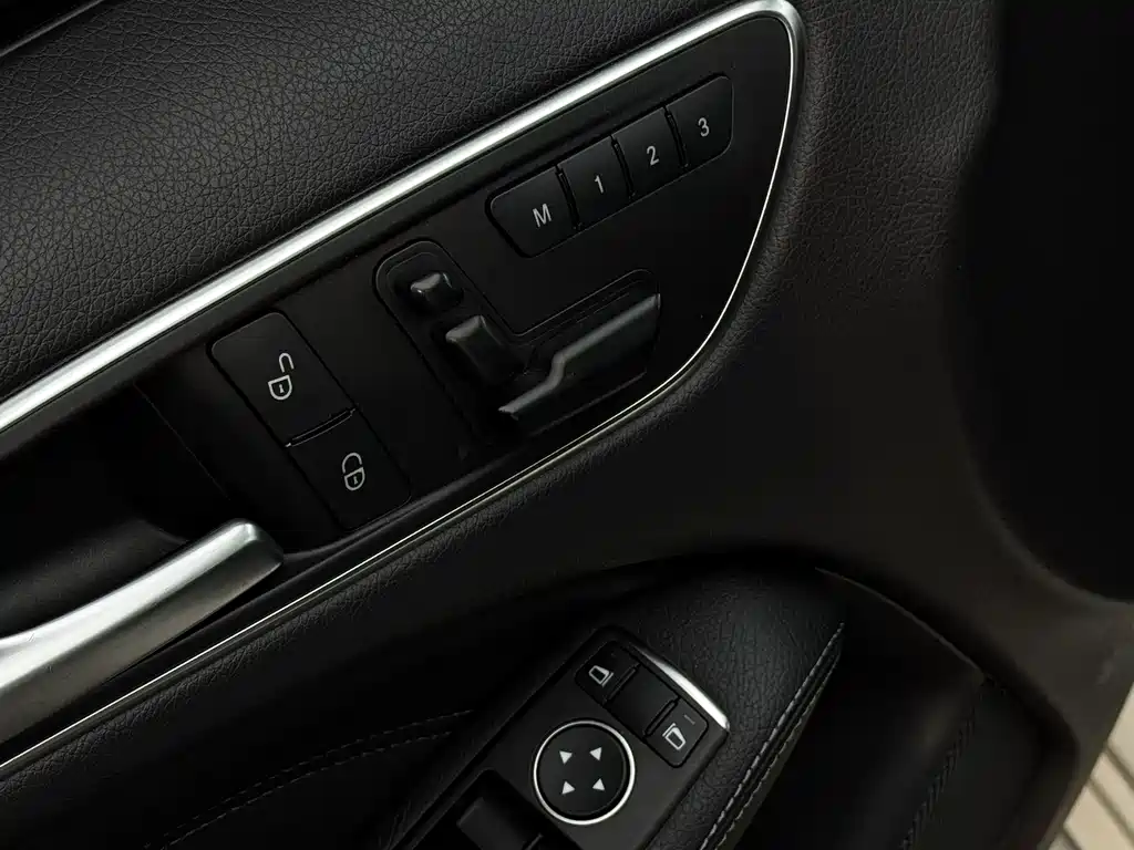 Mercedes-Benz B-Class — миниатюра 6
