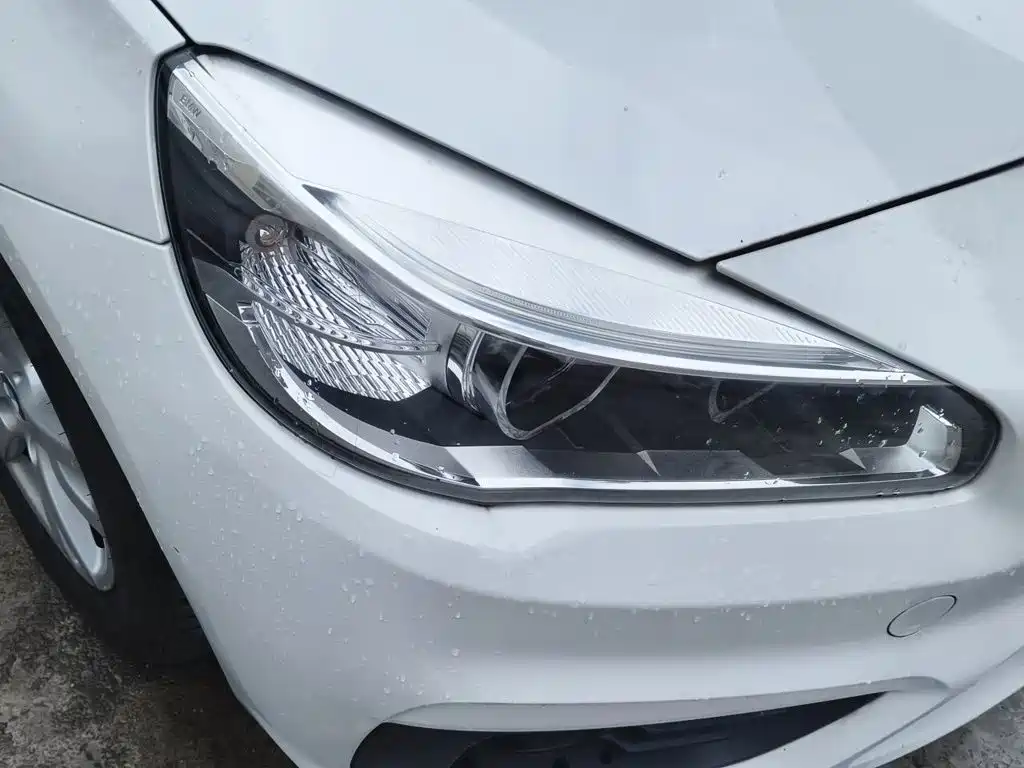 BMW 2 Series Active Tourer — миниатюра 7