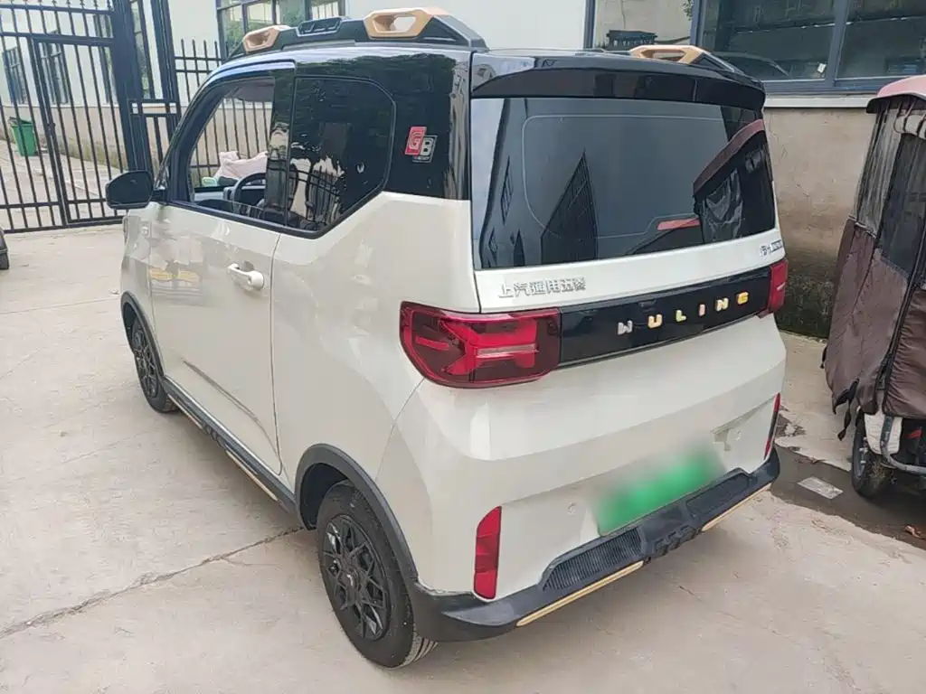 Wuling MINIEV — миниатюра 5