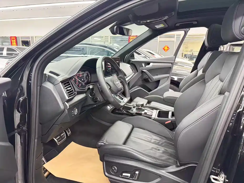 Audi Q5L 2024 40 TFSI Luxury