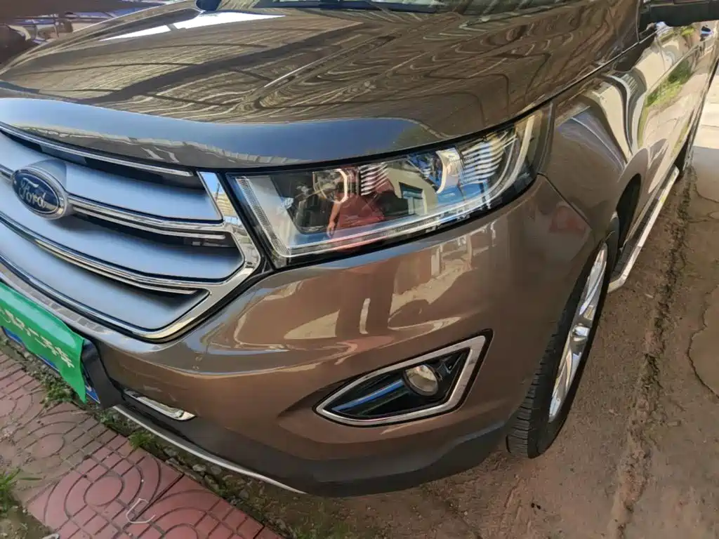 Ford Edge — миниатюра 24