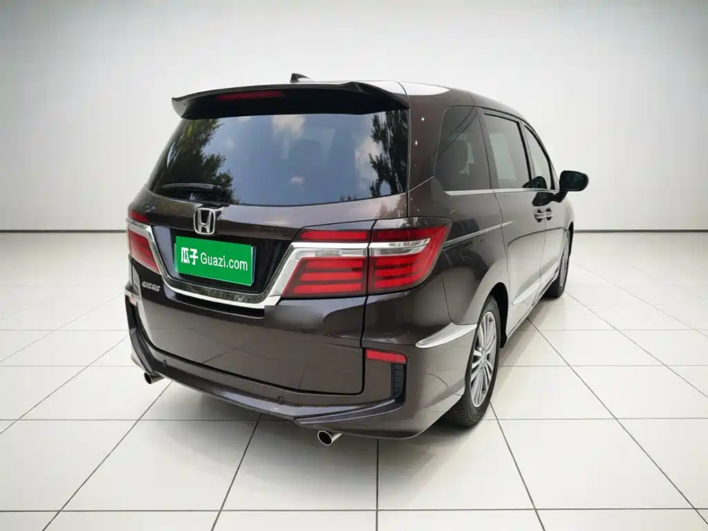 Honda Elysion — миниатюра 6