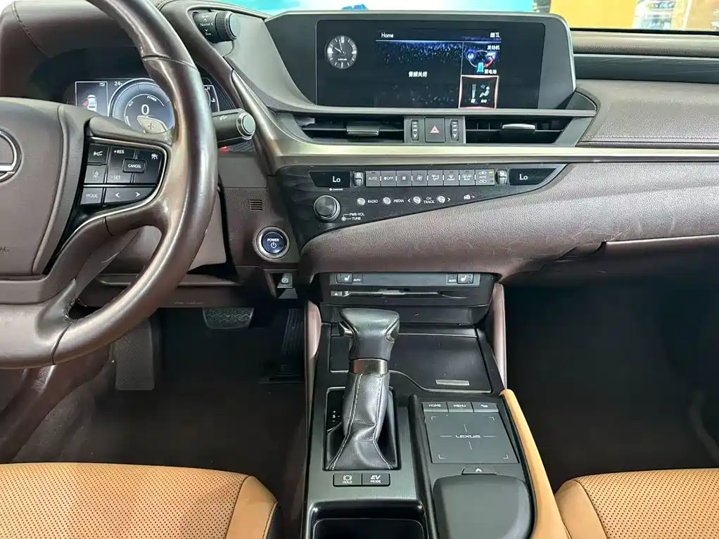 Lexus ES — миниатюра 6