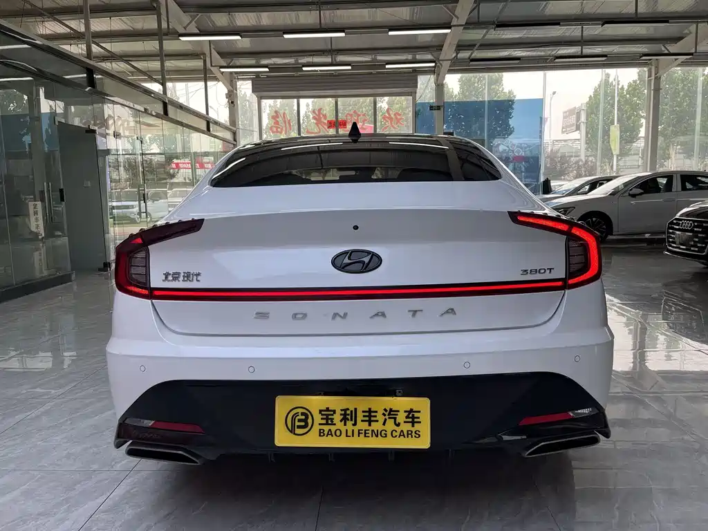 Hyundai Sonata — миниатюра 4