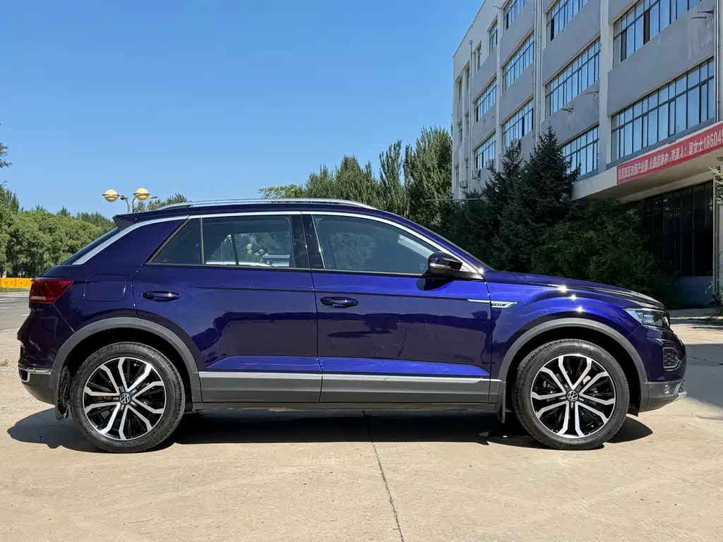 Volkswagen T-Roc — миниатюра 4