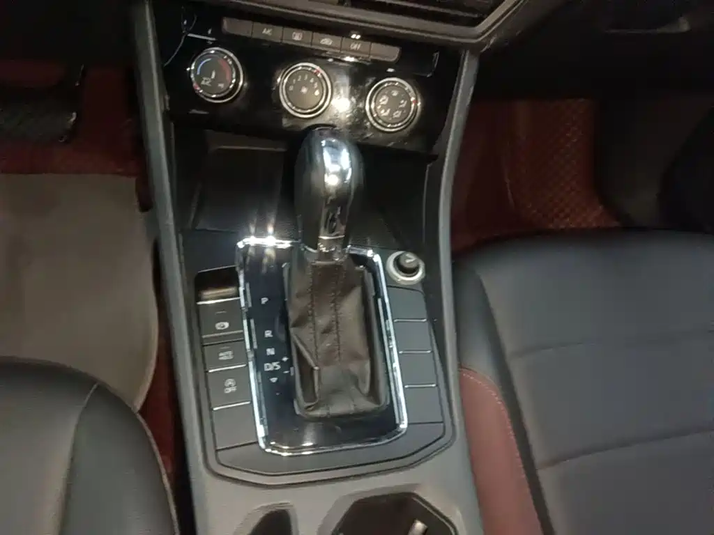 Volkswagen Bora — миниатюра 14