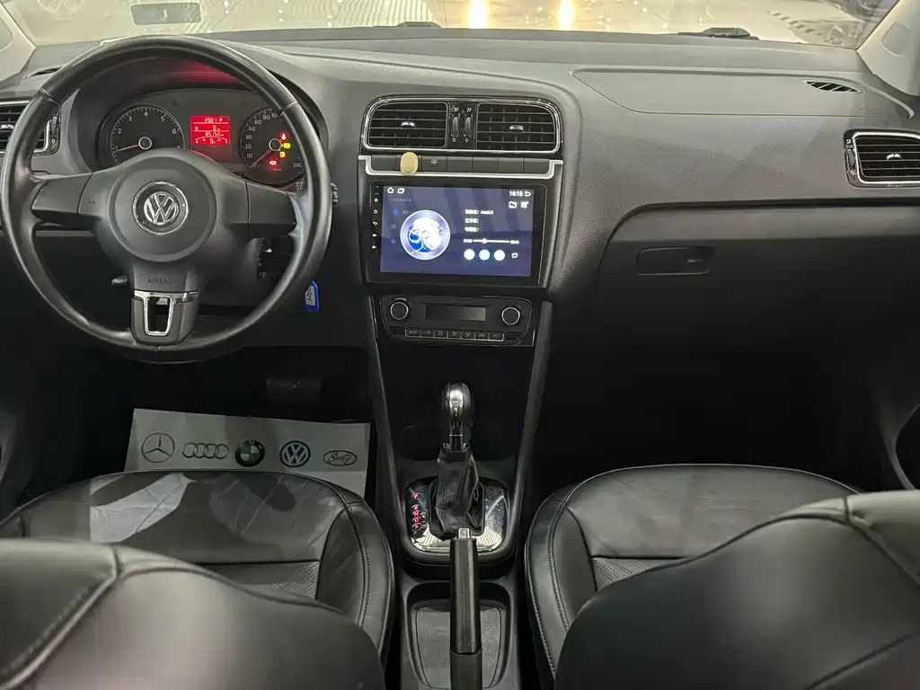 Volkswagen Polo — миниатюра 9