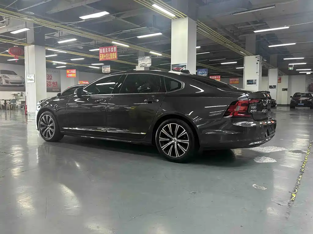 Volvo S90 — миниатюра 10