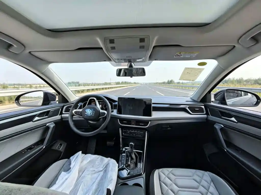 Volkswagen Tayron — миниатюра 2