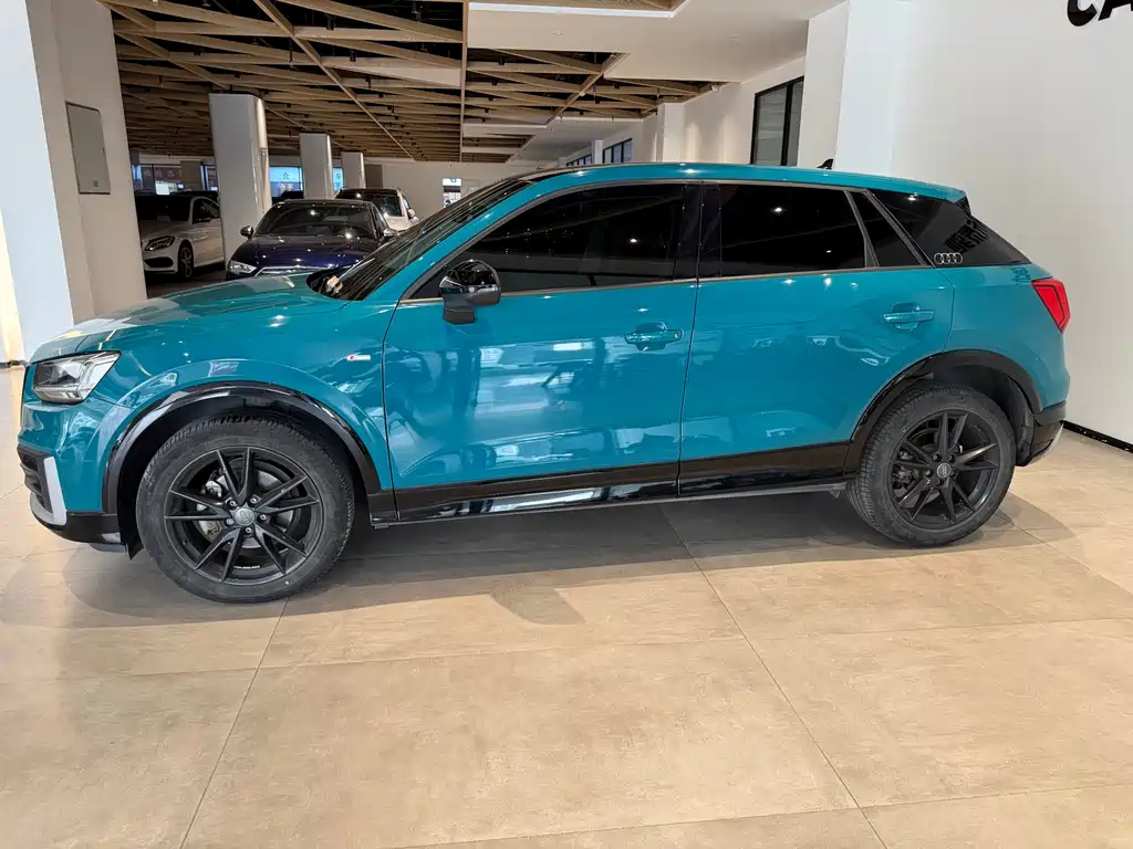 Audi Q2L 2020 35 TFSI
