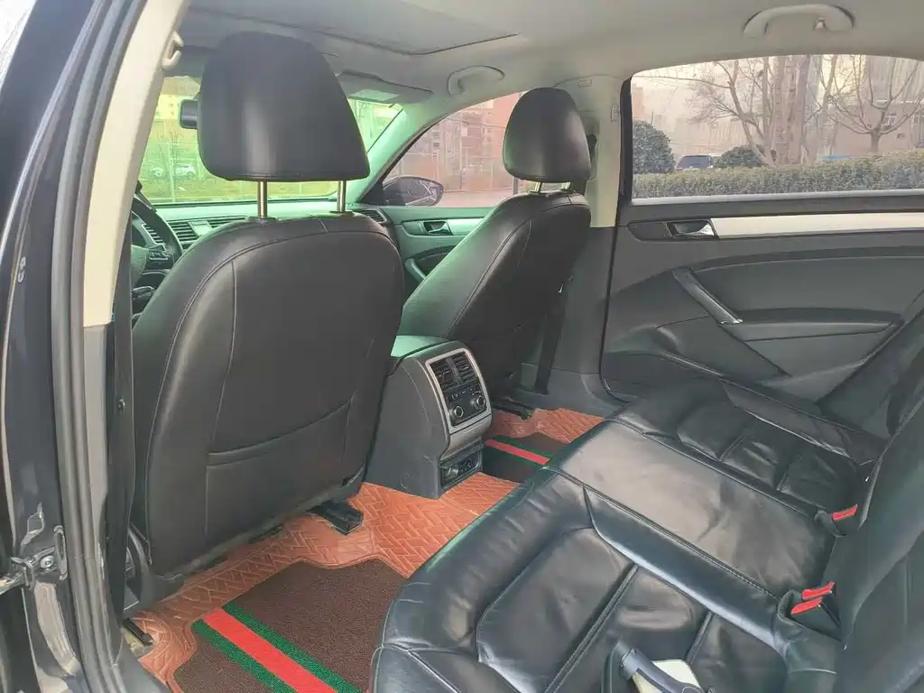 Volkswagen Passat — миниатюра 9