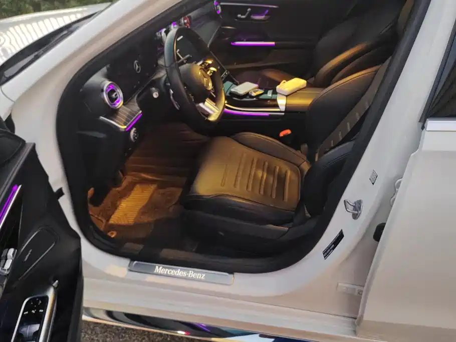 Mercedes-Benz C-Class — миниатюра 9