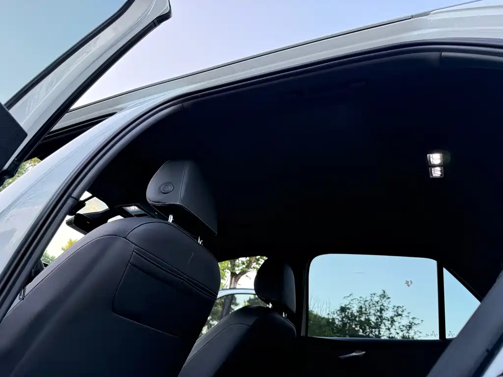 Volkswagen ID.3 — миниатюра 16