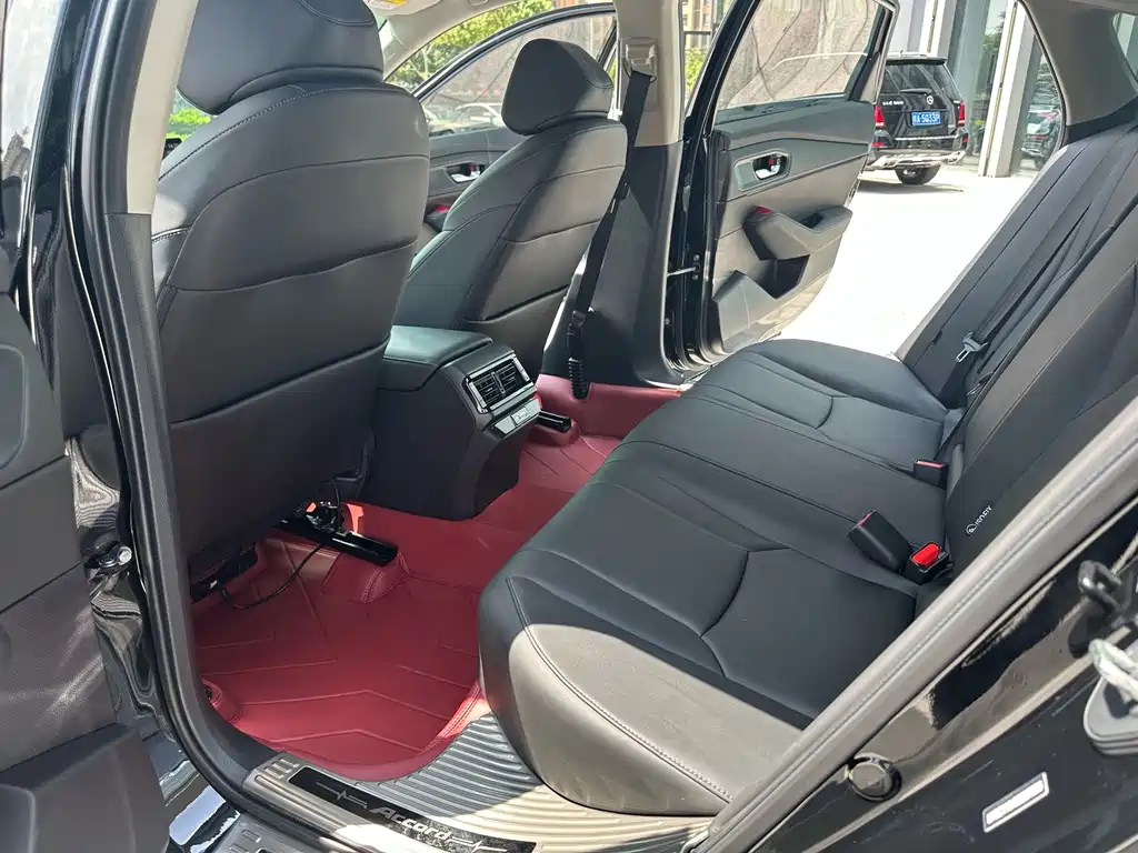 Honda Accord — миниатюра 11