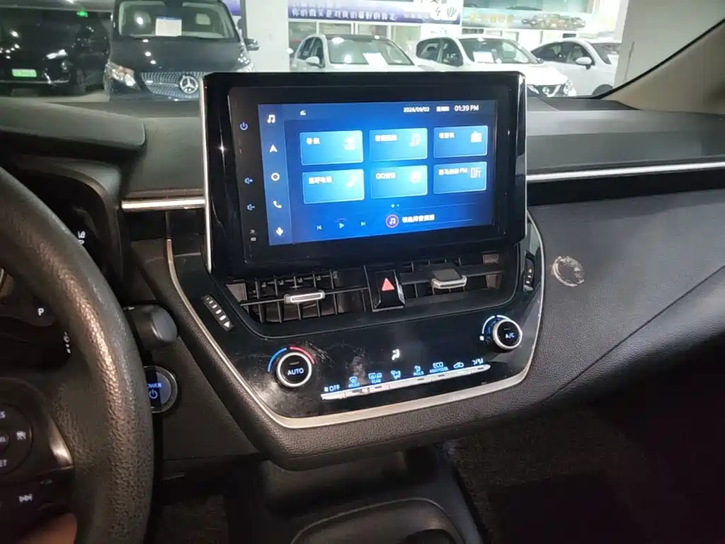 Toyota Corolla — миниатюра 13