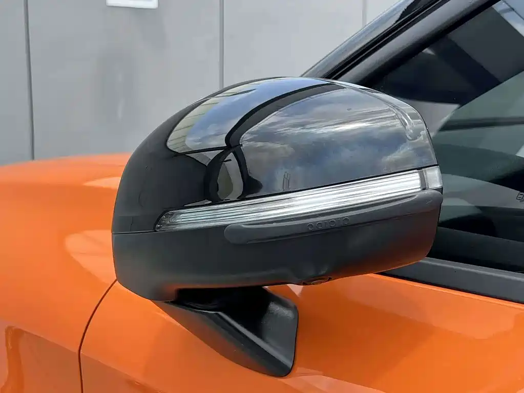 Lynk & Co 02 Hatchback — миниатюра 20