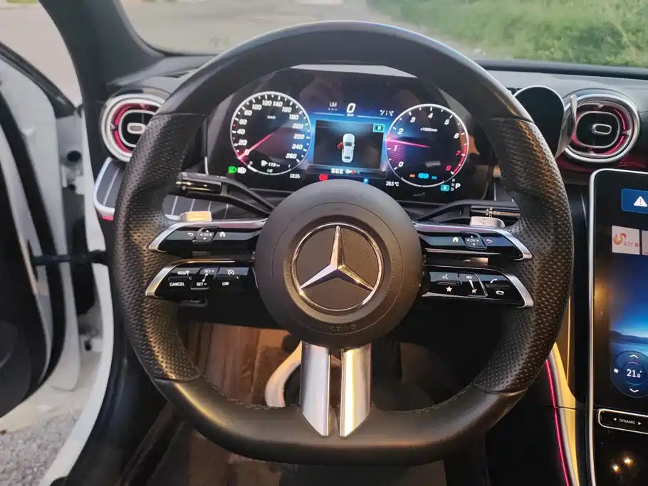 Mercedes-Benz C-Class — миниатюра 15