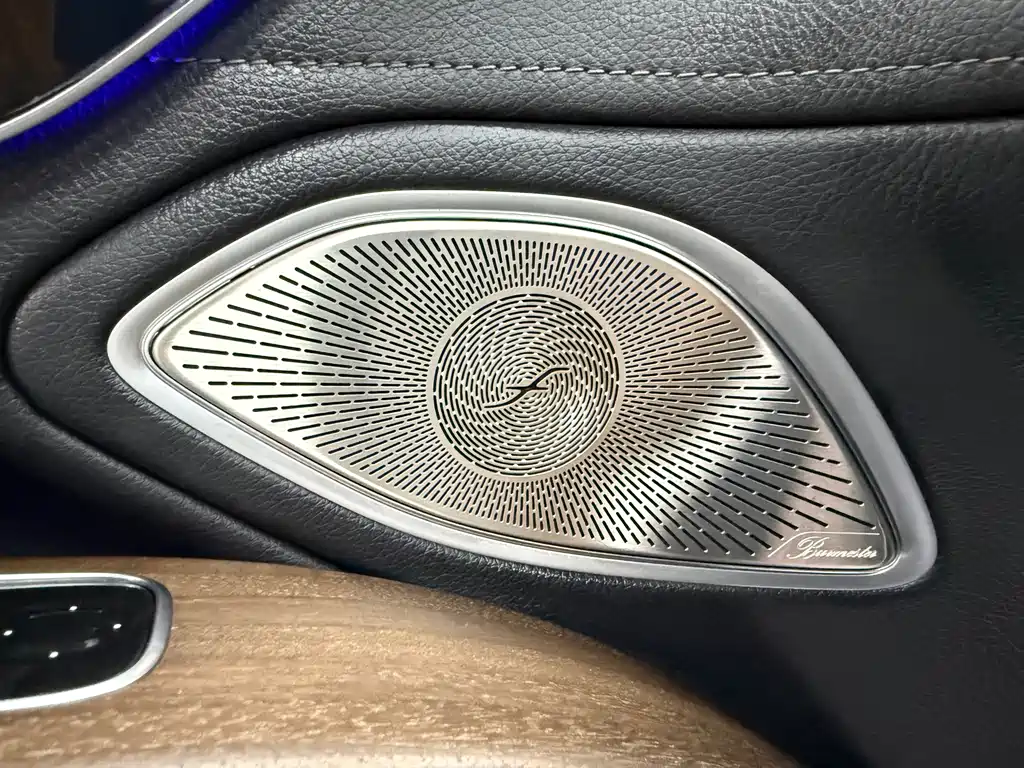 Mercedes-Benz EQS — миниатюра 10