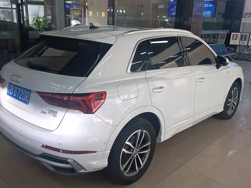 Audi Q3 — миниатюра 2