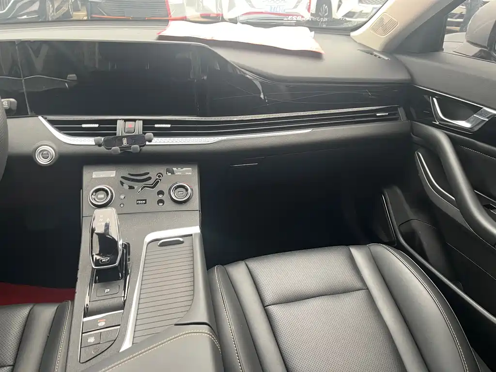 Bestune B70 — миниатюра 15