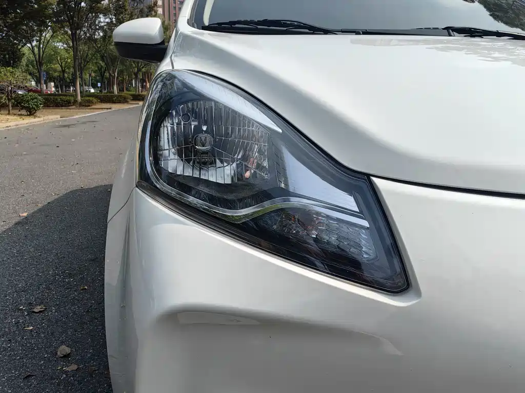 Changan Benben E-Star — миниатюра 15