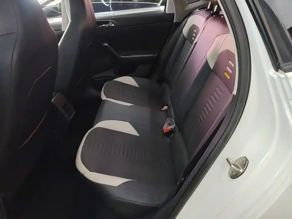 Volkswagen Polo — миниатюра 17