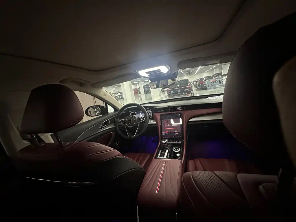 Hongqi Hongqi H5 — миниатюра 10