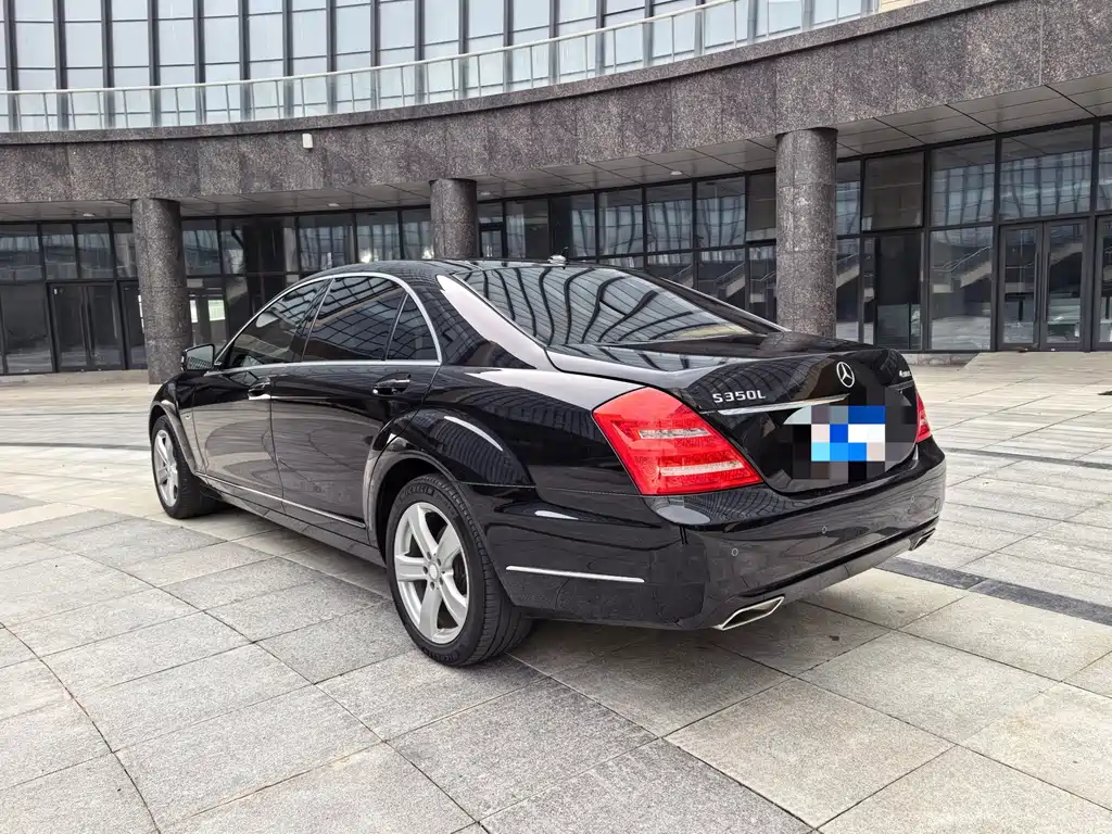 Mercedes-Benz S-Class — миниатюра 3