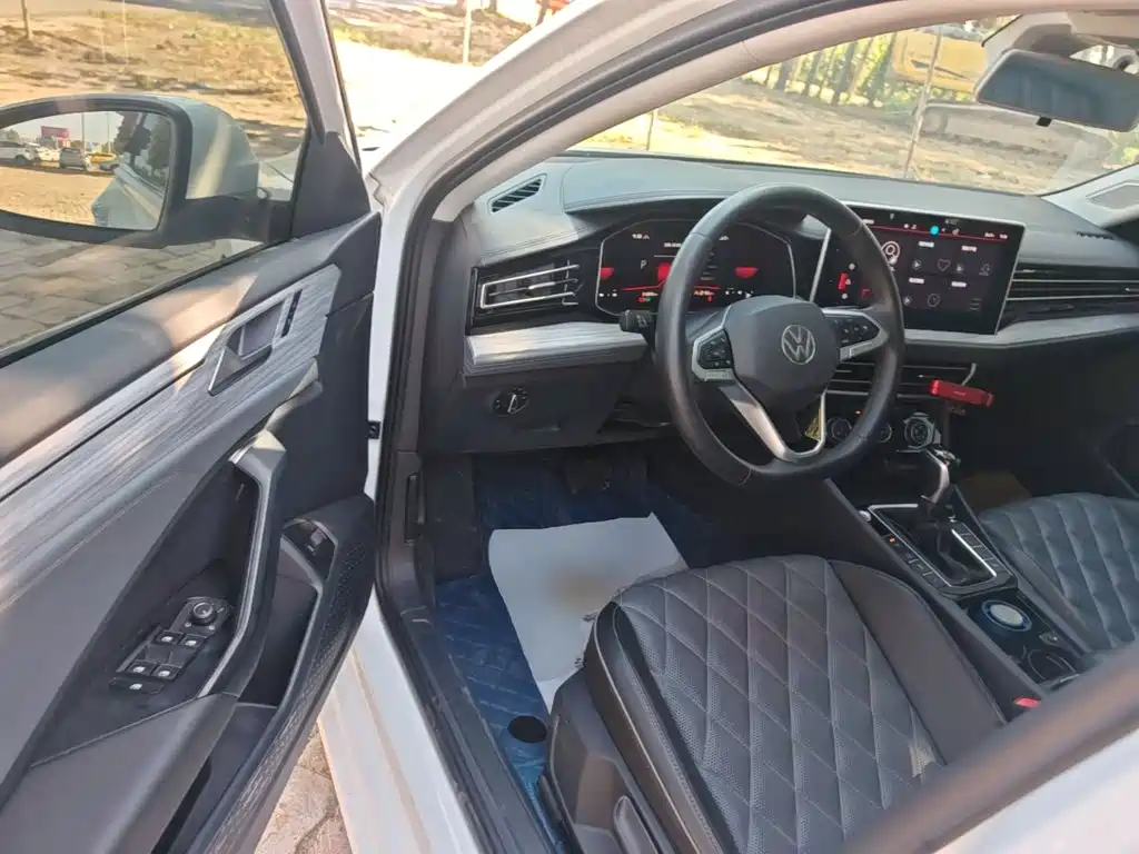 Volkswagen Sagitar — миниатюра 16