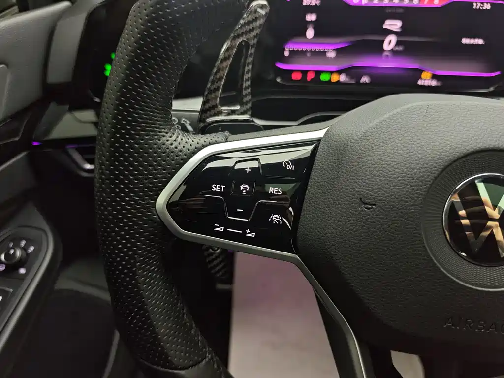 Volkswagen Golf — миниатюра 28